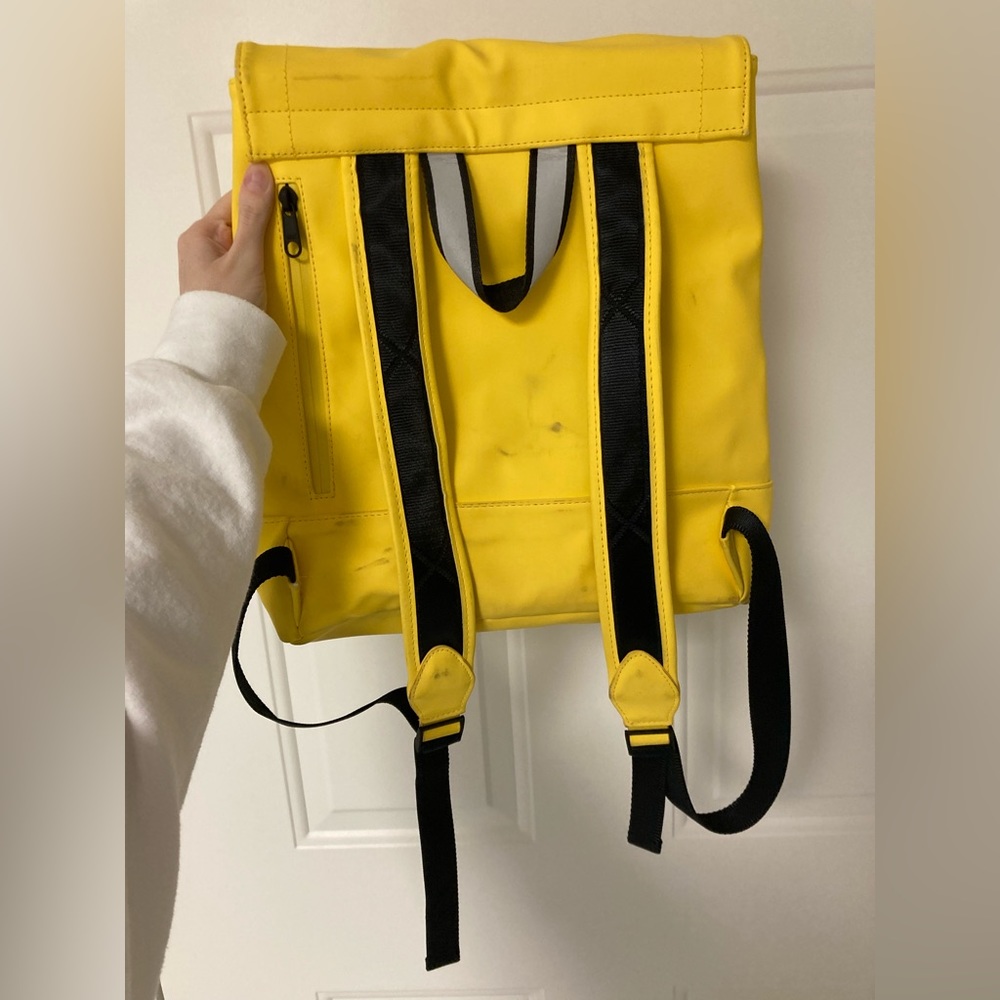 Hunter for Target Yellow Backpack - Picture 2 of 10